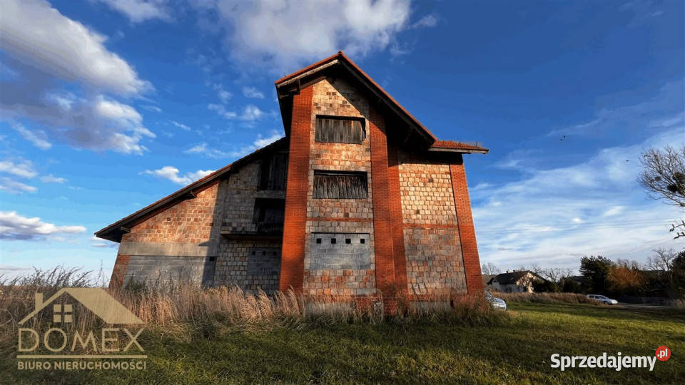 Dom wolnostojący Pszczyna 646 metrów 3600m2