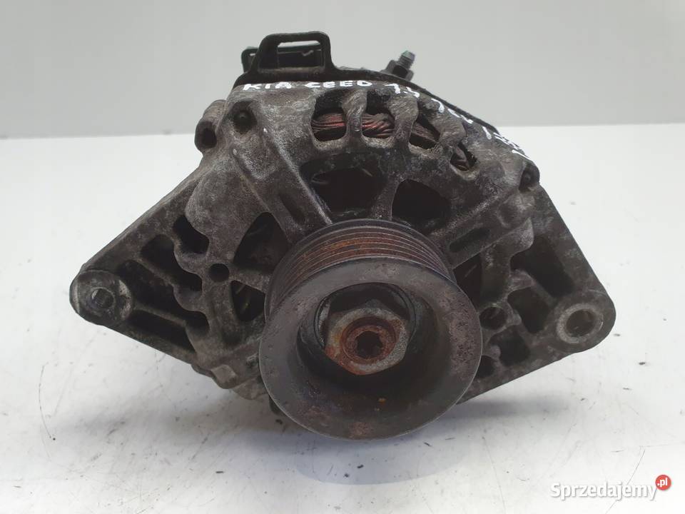 ALTERNATOR Kia Ceed 14 16V valeo 373002B500 Rudka