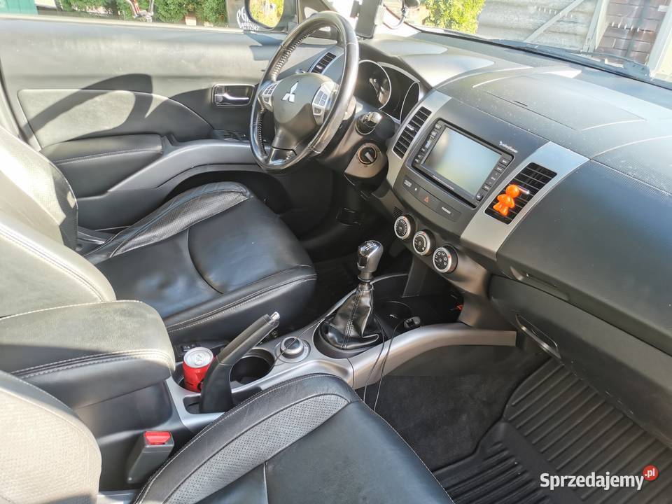 Mitsubishi Outlander 22 DiD 4x4 super stan Oborniki
