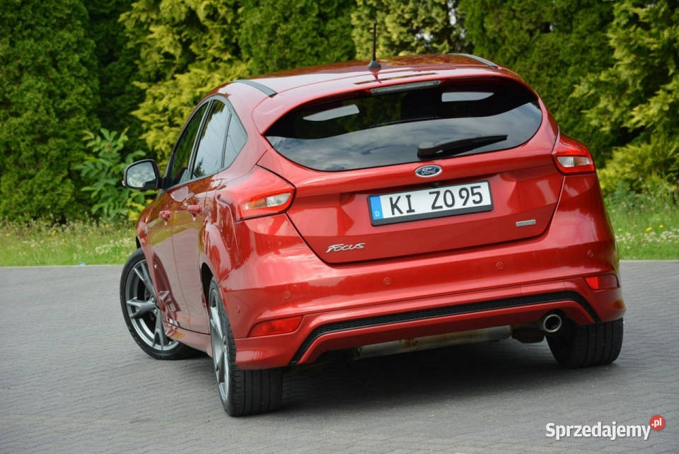 Ford Focus ST Ledy Duża Navi Kamera 2xParktronic elektrochrom. lusterka boczne sprzedam
