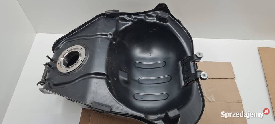 Suzuki GSR 600 zbiornik paliwa bak Warszawa