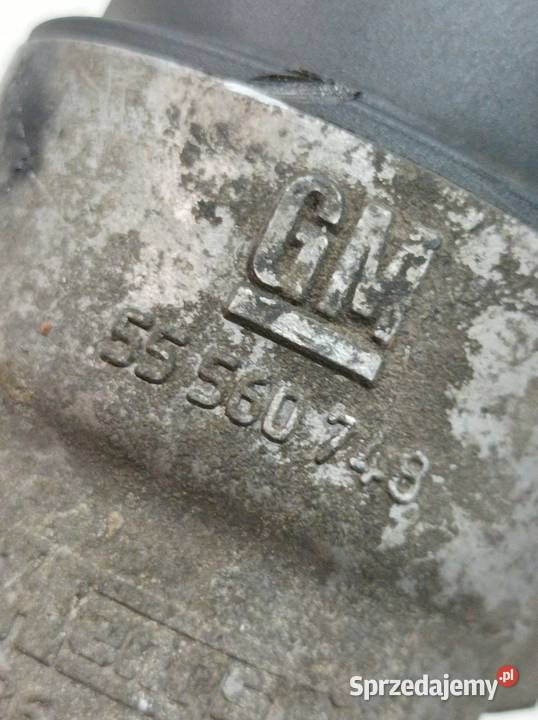 OBUDOWA FILTRA OLEJU 55560749 12 16V Opel Corsa