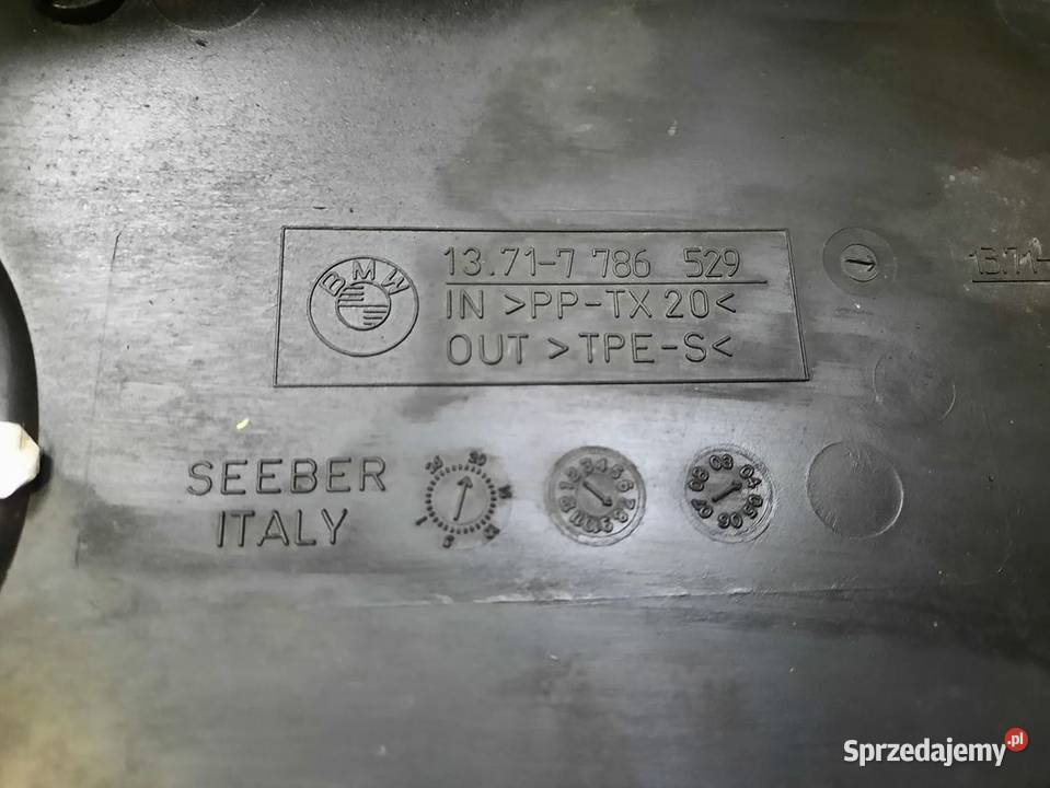 Wlot powietrza BMW E46 320D 13322247413 pokrywa