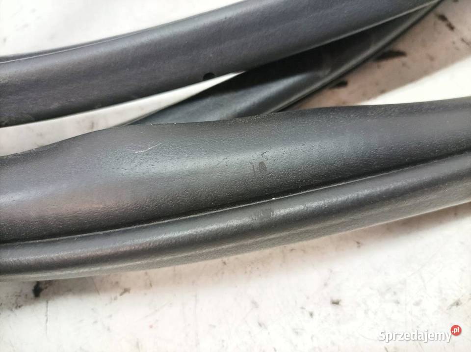 USZCZELKA DRZWI LEWY PRAWY TYŁ KAROSERYJNA KPL