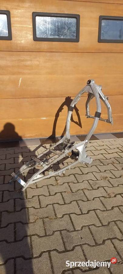 Kawasaki gpz 600r zx600A Rama sprzedam