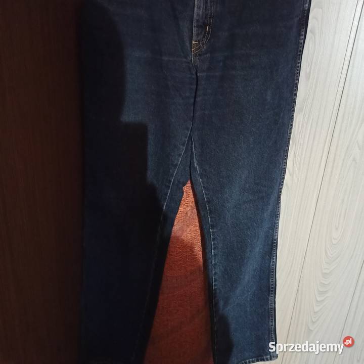 Spodnie Wrangler Pas 88 Odzież codzienna świętokrzyskie Opatów sprzedam