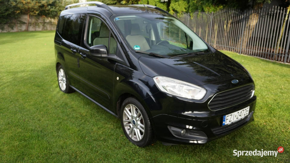 Ford Tourneo Courier super stan Gwarancja Inna Rok produkcji 2015 Zielona Góra