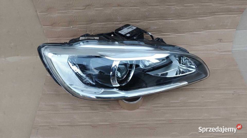 Lampa Prawa Bi Xenon Dynamic Skrętna Volvo V60