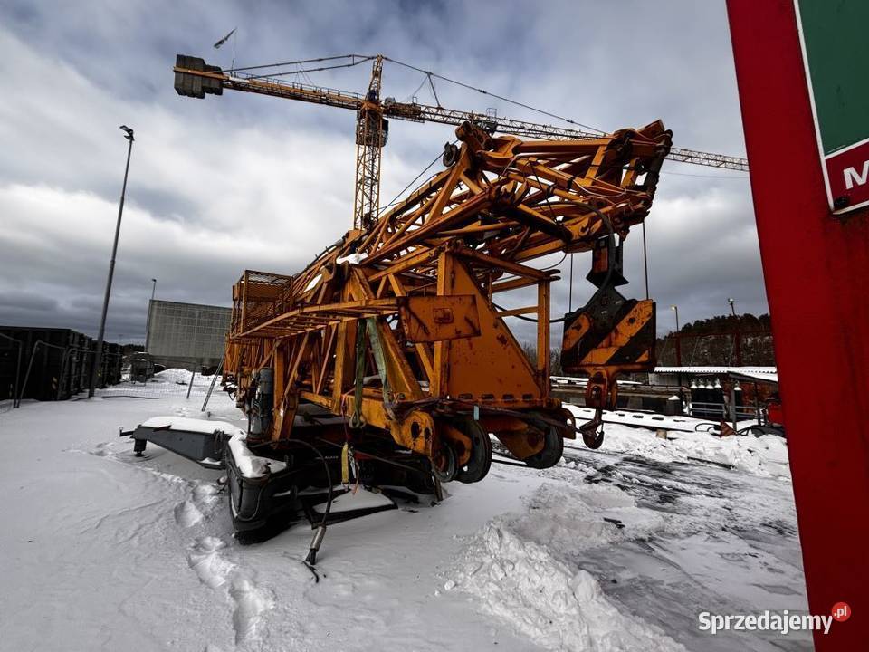 Żuraw budowlany dźwig budowlany LIEBHERR 71K Poznań
