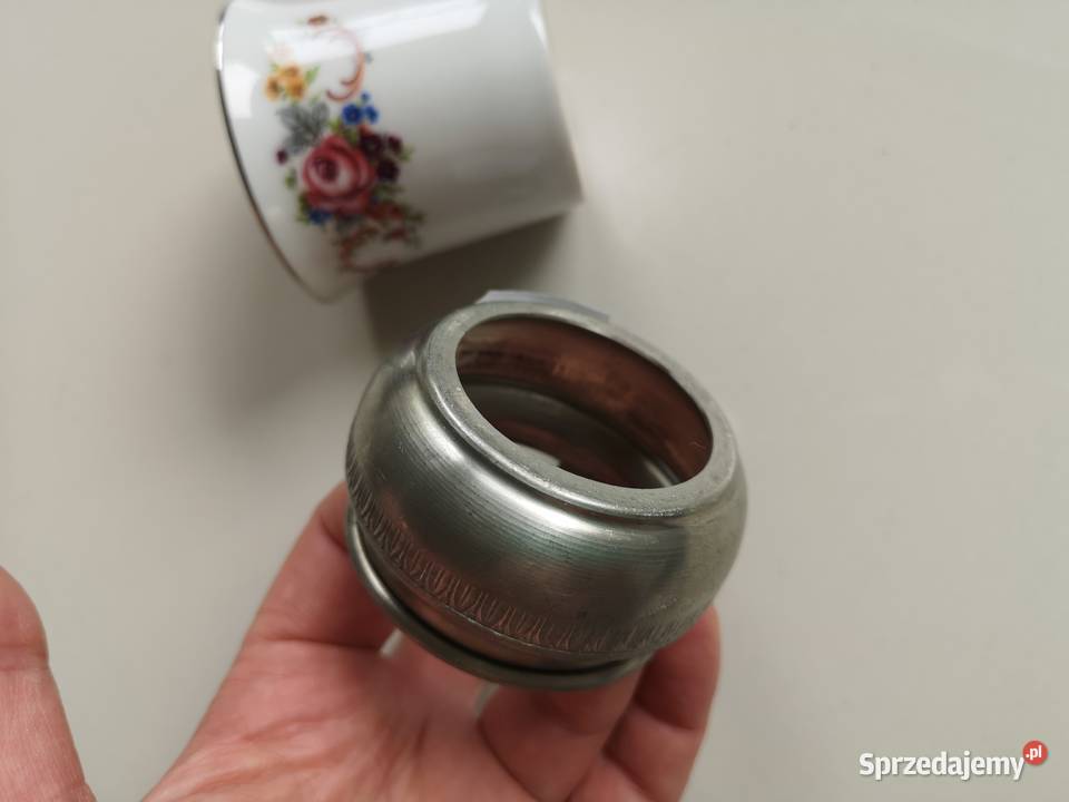 Filiżanka do mokki w cynowym koszyczku vintage Porcelana i szkło Toruń sprzedam