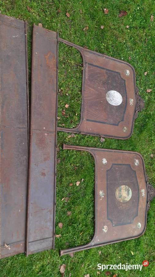 Zabytkowe łóżko z malowidłami antyk Brzozów