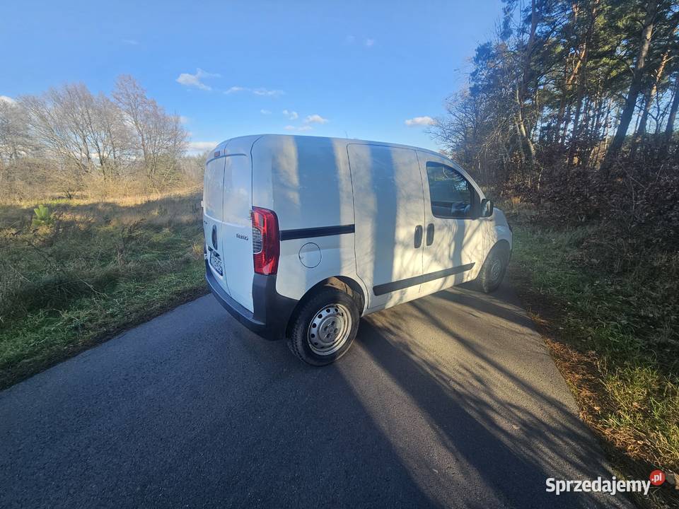 Citroen nemo 14 HDI 2010 R DOINWESTOWNY ZADBANY