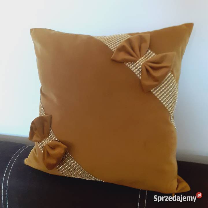 Poszewki z kokardkami Dekoracje i ozdoby Mława