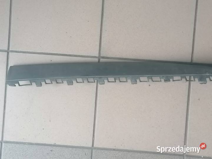 listwa dolna prawa 1H6805904 zderzak przód VW łódzkie