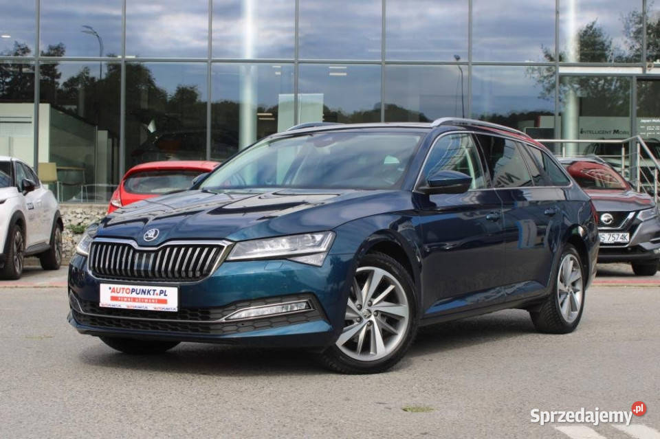 Skoda Superb 2022r Carplay Panorama Canton diesel