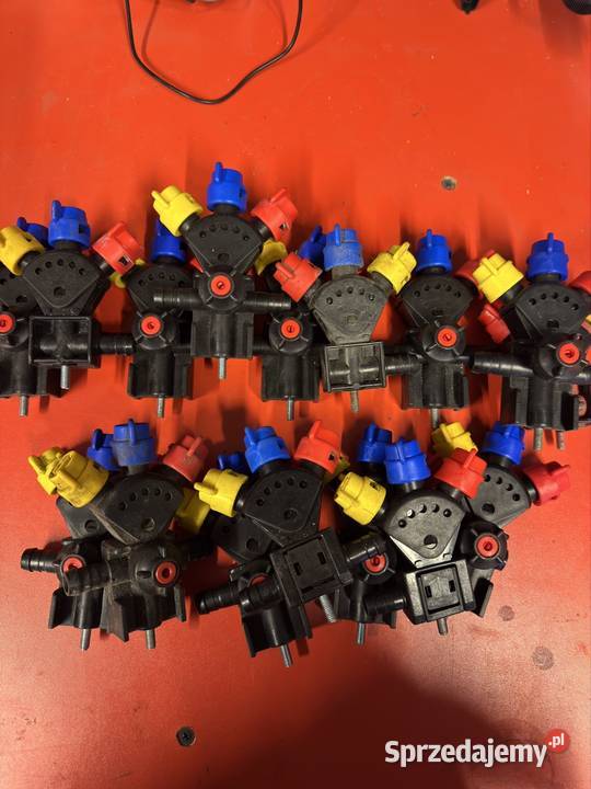 Dysze głowice pływające do opryskiwacza Do opryskiwaczy sprzedam
