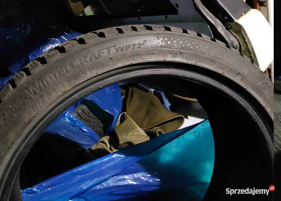opony KUMHO WinterCraft 22540 r19 93v Samochodowe