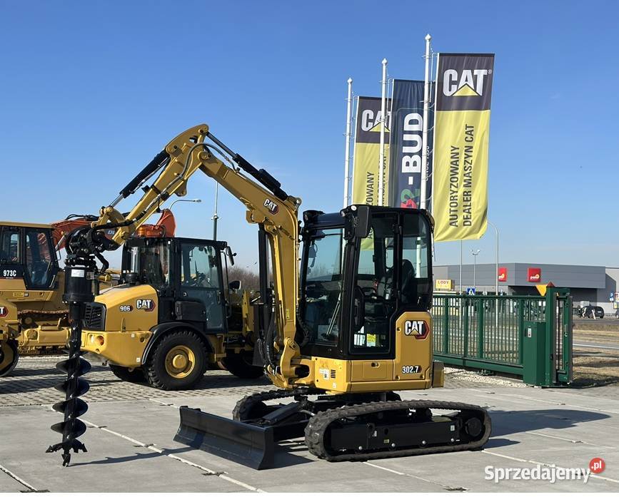 FABRYCZNIE NOWA MINIKOPARKA CATERPILLAR 3027 CR sprzedam