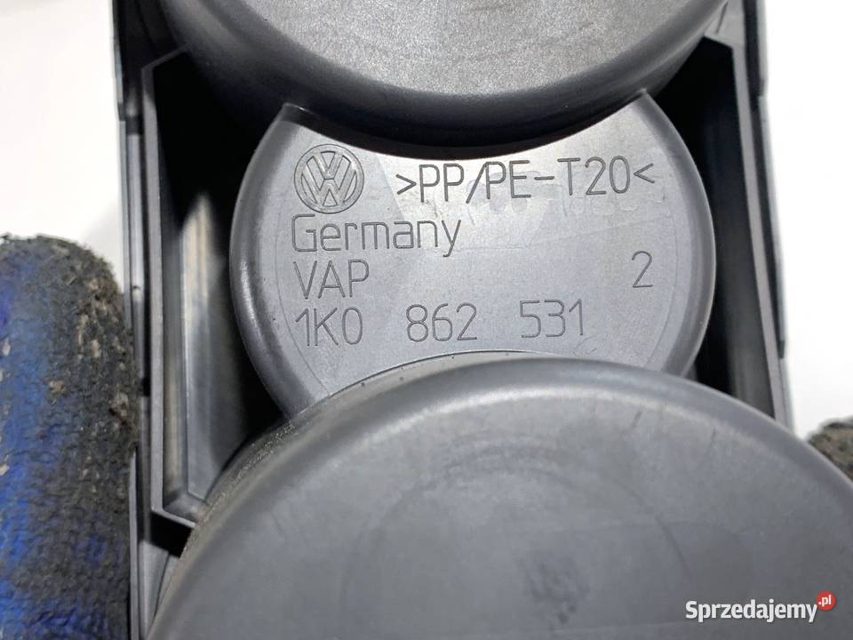 UCHWYT NA NAPOJE VW GOLF V 1K0862531 0310