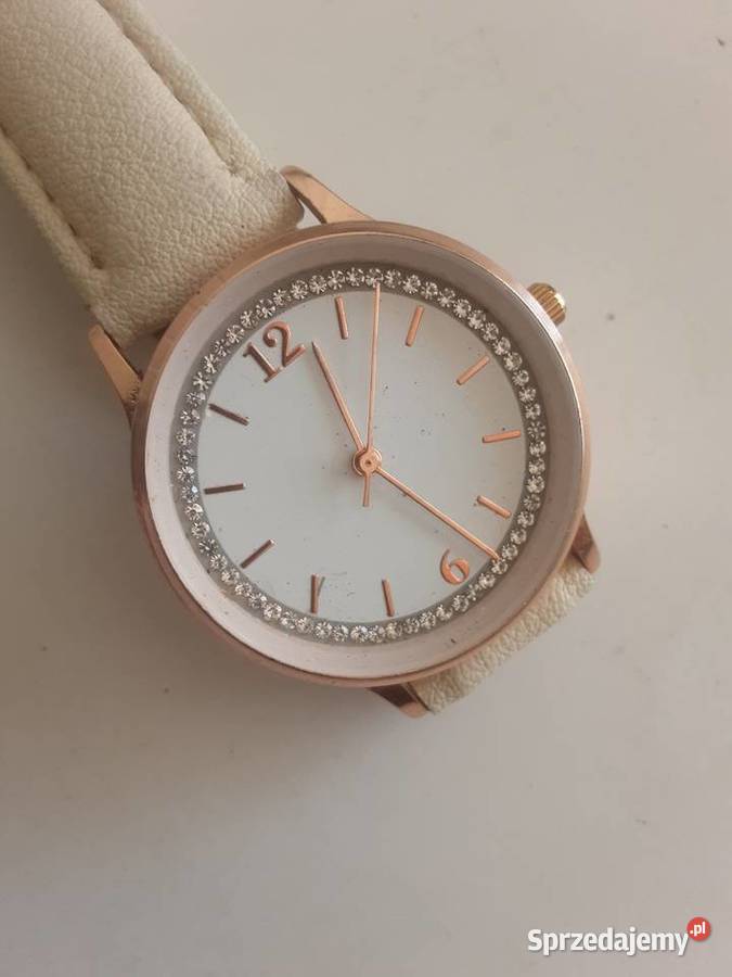 ZEGAREK KWARCOWY Zegarki Szczecinek