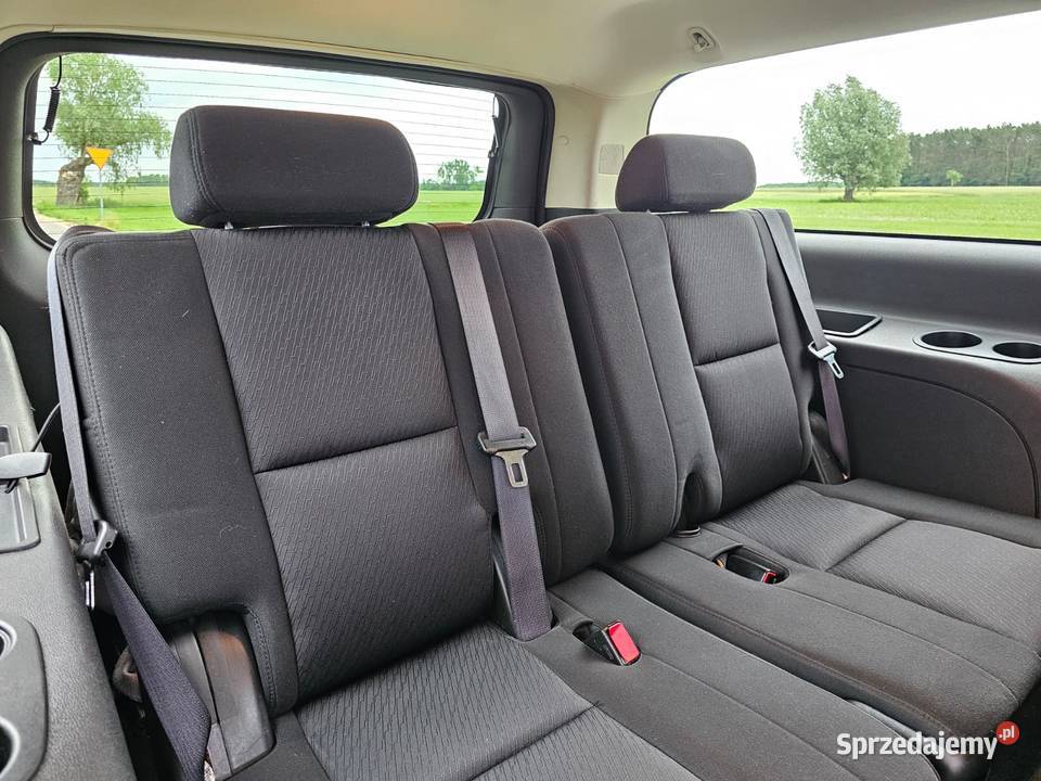 Chevrolet Suburban 53L V8 320 LPG 9 osobowy RWD Józefów