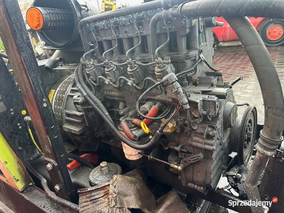 silnik 4cylindrowy Turbo DEUTZ BF4M2011 Silnik i osprzęt Działoszyn