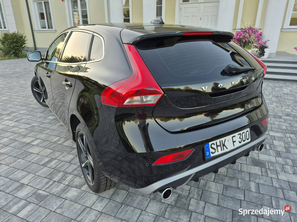 Volvo V40 20d 190 RDESIGN navi full led chromy lakier metallic Drelów