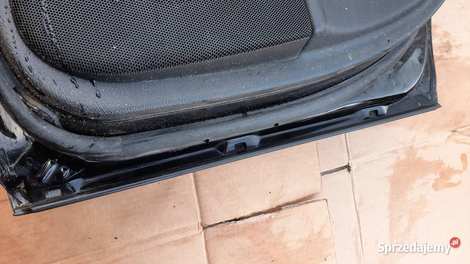 drzwi prawe kompletne mercedes C w203 sedan dolnośląskie Dębno sprzedam