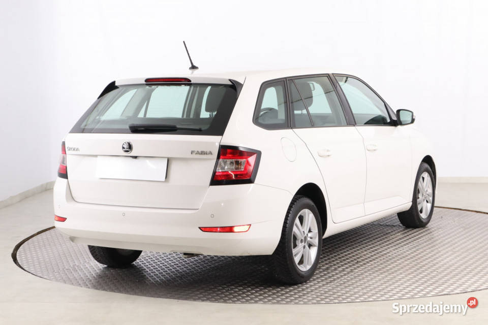 Skoda Fabia 10 TSI radio śląskie sprzedam