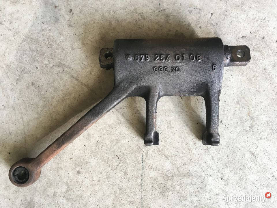 Łapa Sprzęgła Widelec Mercedes 6792540108 SK Maszewo