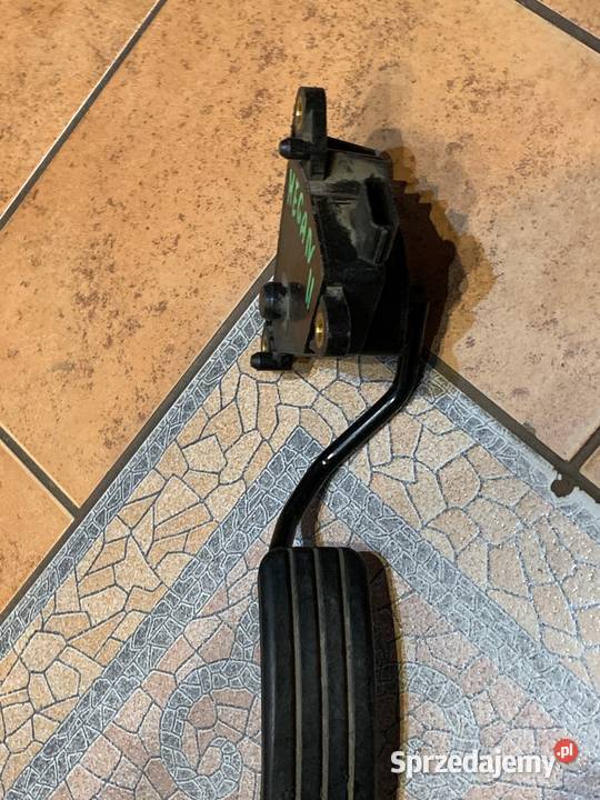 Potencjometr gazu Renault Megane II 8200153268 osobowe Wyposażenie wnętrza Margonin