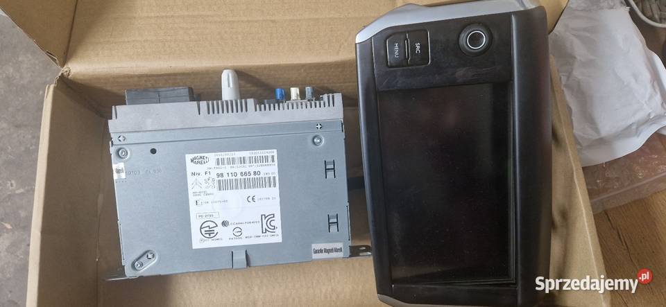 Radio Nawigacja peugeot 208 2015r śląskie Ornontowice sprzedam