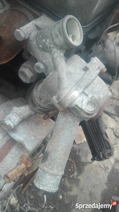 Mercedes 123 300d g klasa obudowa termostatu Kocmyrzów sprzedam
