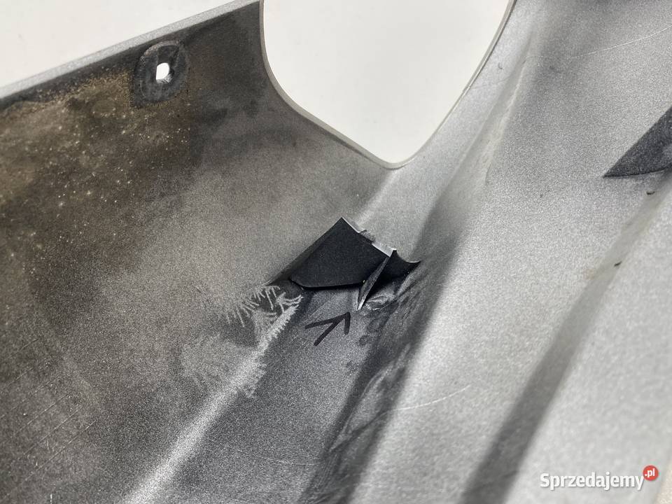 SUZUKI SIXTEEN UX125 OWIEWKA BOCZEK PRAWY OGON mazowieckie Siedlce