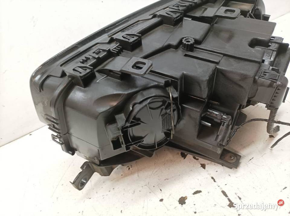 LAMPA PRZÓD PRAWA LIFT LCI XENON EUROPA Bmw X3 I świętokrzyskie