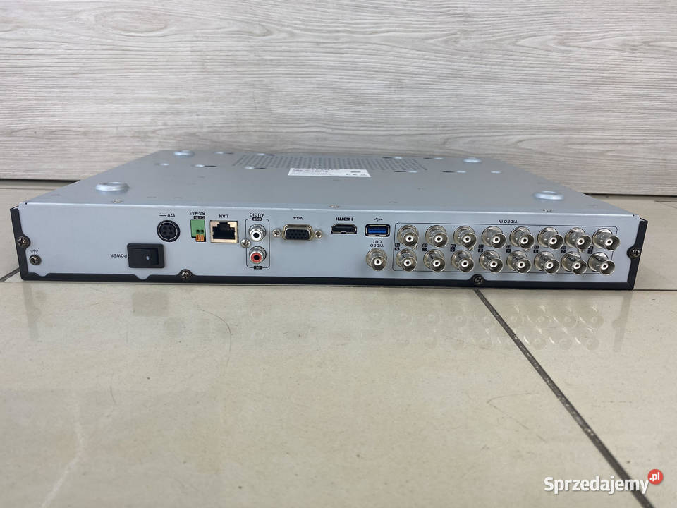 REJESTRATOR DS7216HQHIK2 16 KANAŁÓW Hikvision sprzedam