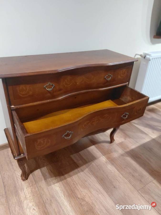 komoda z szufladami intarsjowana drewniana Byczyna