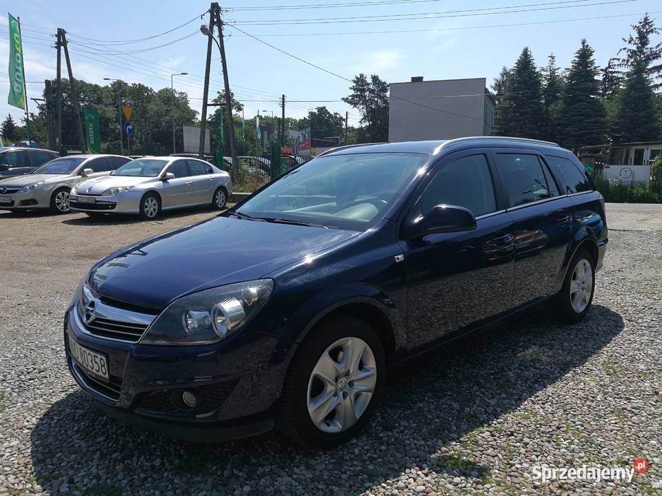 Opel astra salon