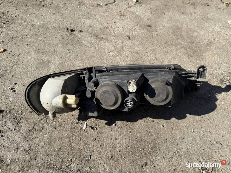 Lampa przód lewa Opel Vectra B osobowe Oświetlenie Ostrów Wielkopolski sprzedam