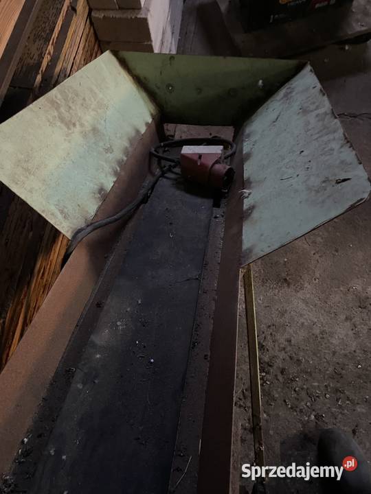 Taśmociąg przenośnik łuparka do drewna ursus opolskie Pokój