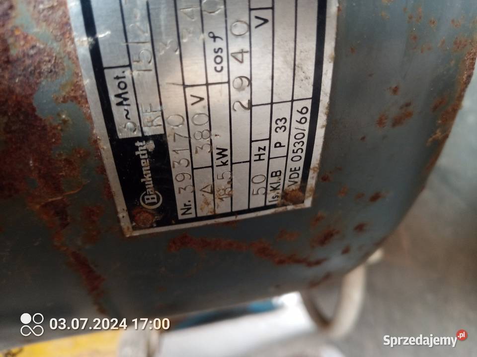 Młyn Śrutownik ssąco tłoczący bijakowydo trocin