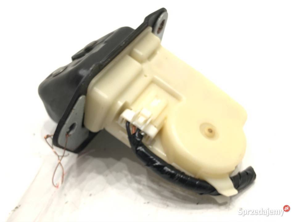 ZAMEK KLAPY TYŁ NISSAN TIIDA Hatchback 0413