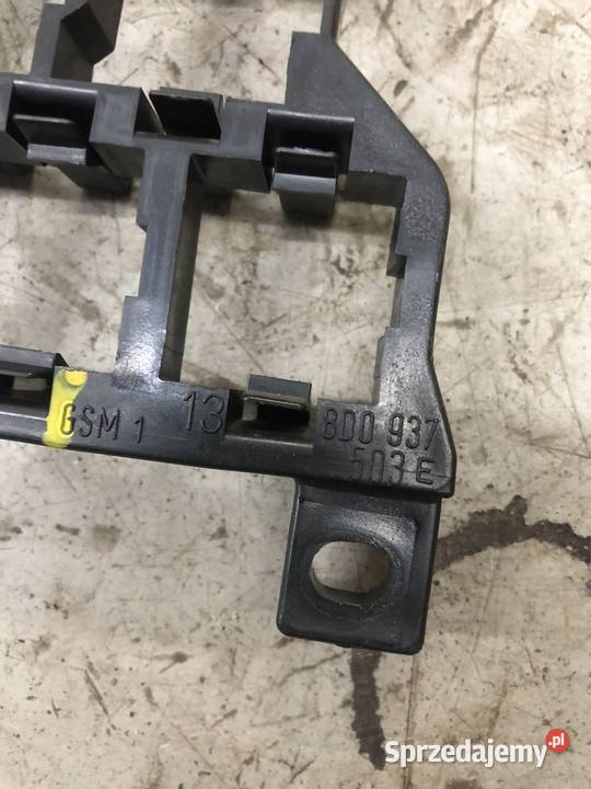 A4 B7 ZŁĄCZE SKRZYNKA BEZPIECZNIKÓW 8D0937503E osobowe śląskie