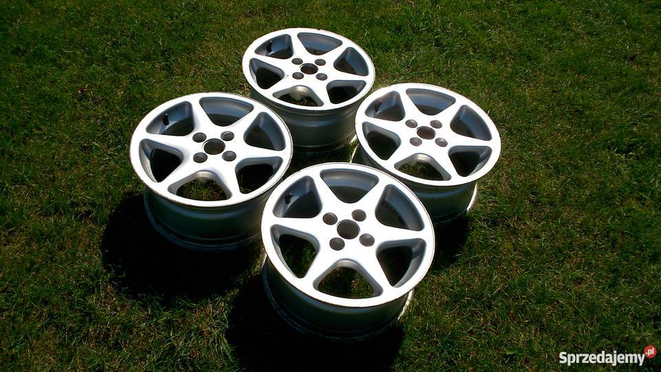 Felgi aluminiowe Titan 7J 15 H 2 4x108 ET 12 osobowe dolnośląskie Jeszkowice