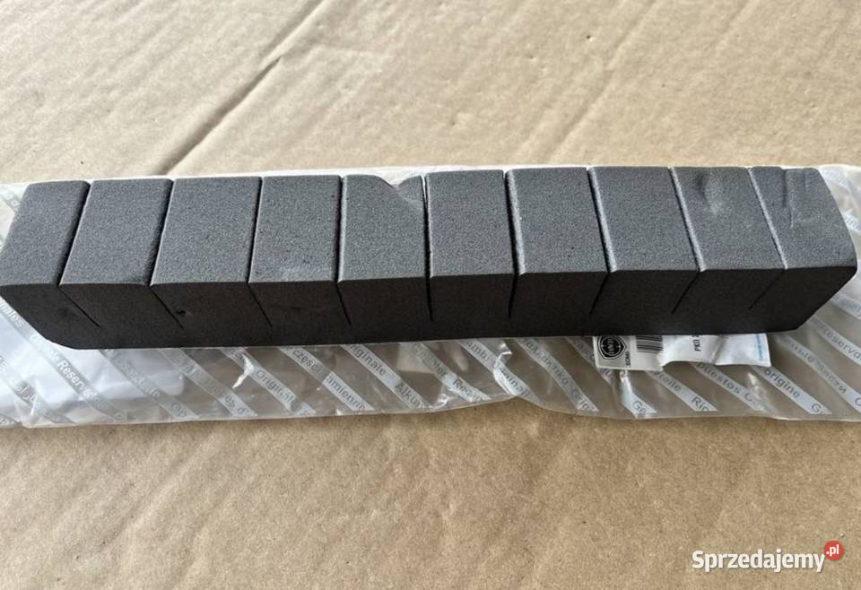 FIAT 500X PIANKA GRILL PRZÓD 68073564AA osobowe wielkopolskie Międzychód sprzedam