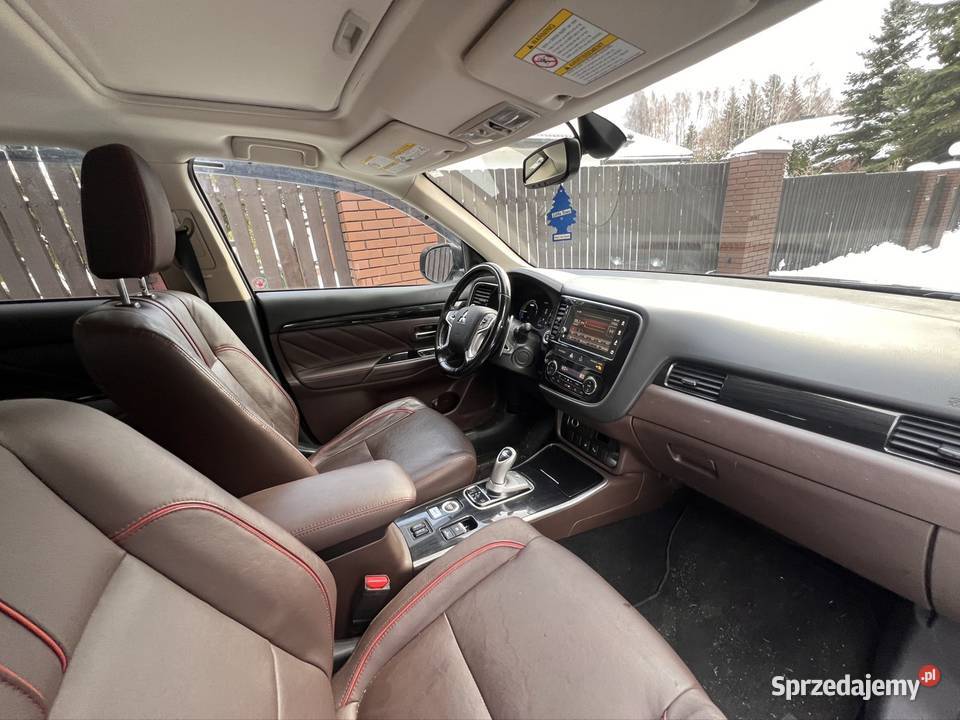MITSUBISHI Outlander PHEV 4x4 20 hybryda 2018 MP3 Lublin