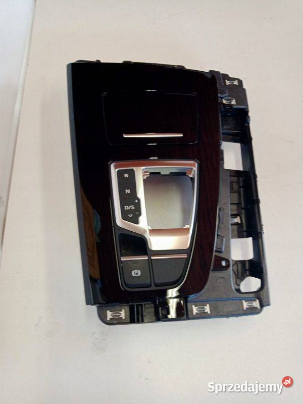 RAMKA PANEL MMI AUDI Q5 80A 80B864261E osobowe Rakoniewice