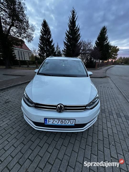 Volkswagen Touran Volkswagen Touran III 20 TDI diesel Iłowa