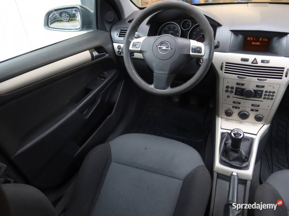 Opel Astra 13 CDTI 121943km Katowice
