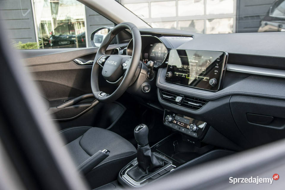 koda Fabia Drive 10 TSI 115 Dostępna ręki IV szary Łódź